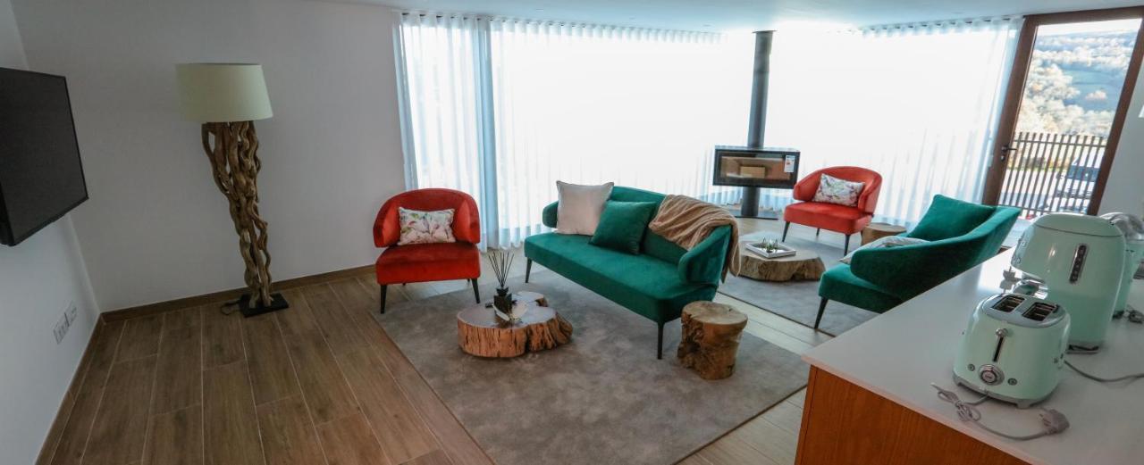 Charme Da Mourela Villa Covelaes ภายนอก รูปภาพ